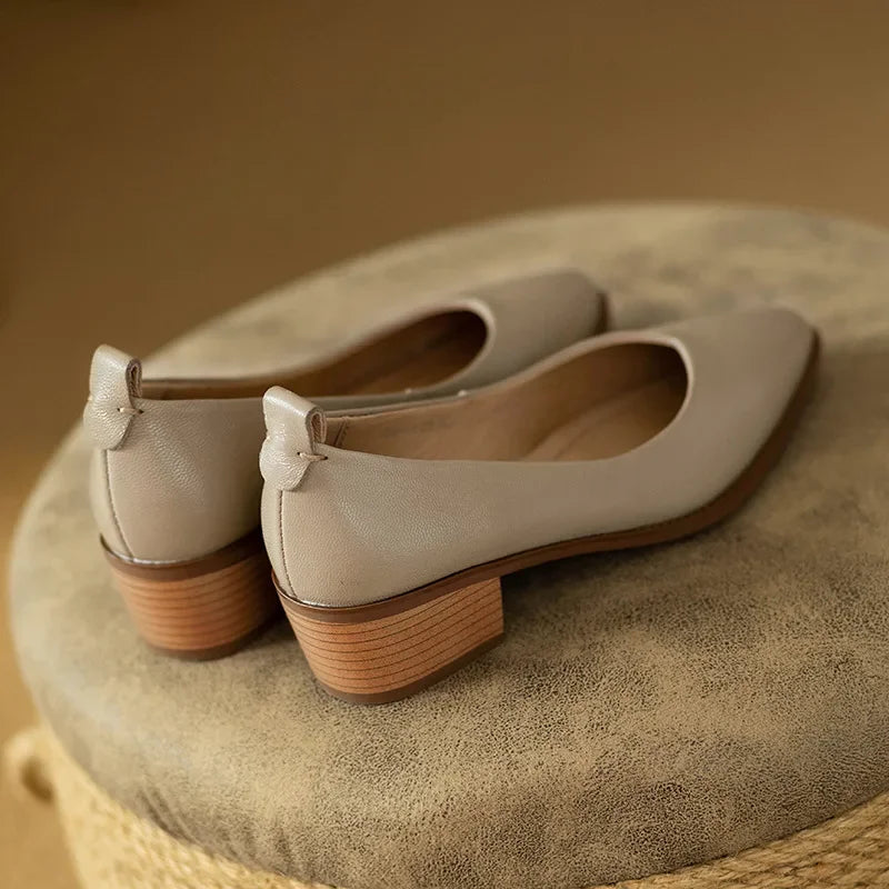 Eva | Helen Classic Pumps