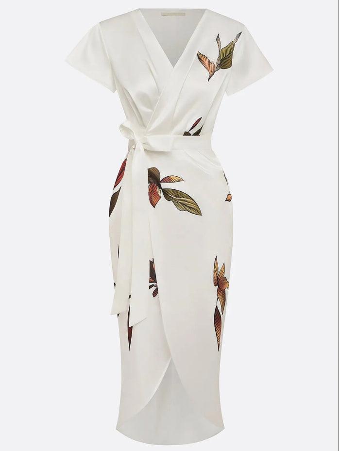Florence bodycon dress in satin with short sleeves and white leaf pattern