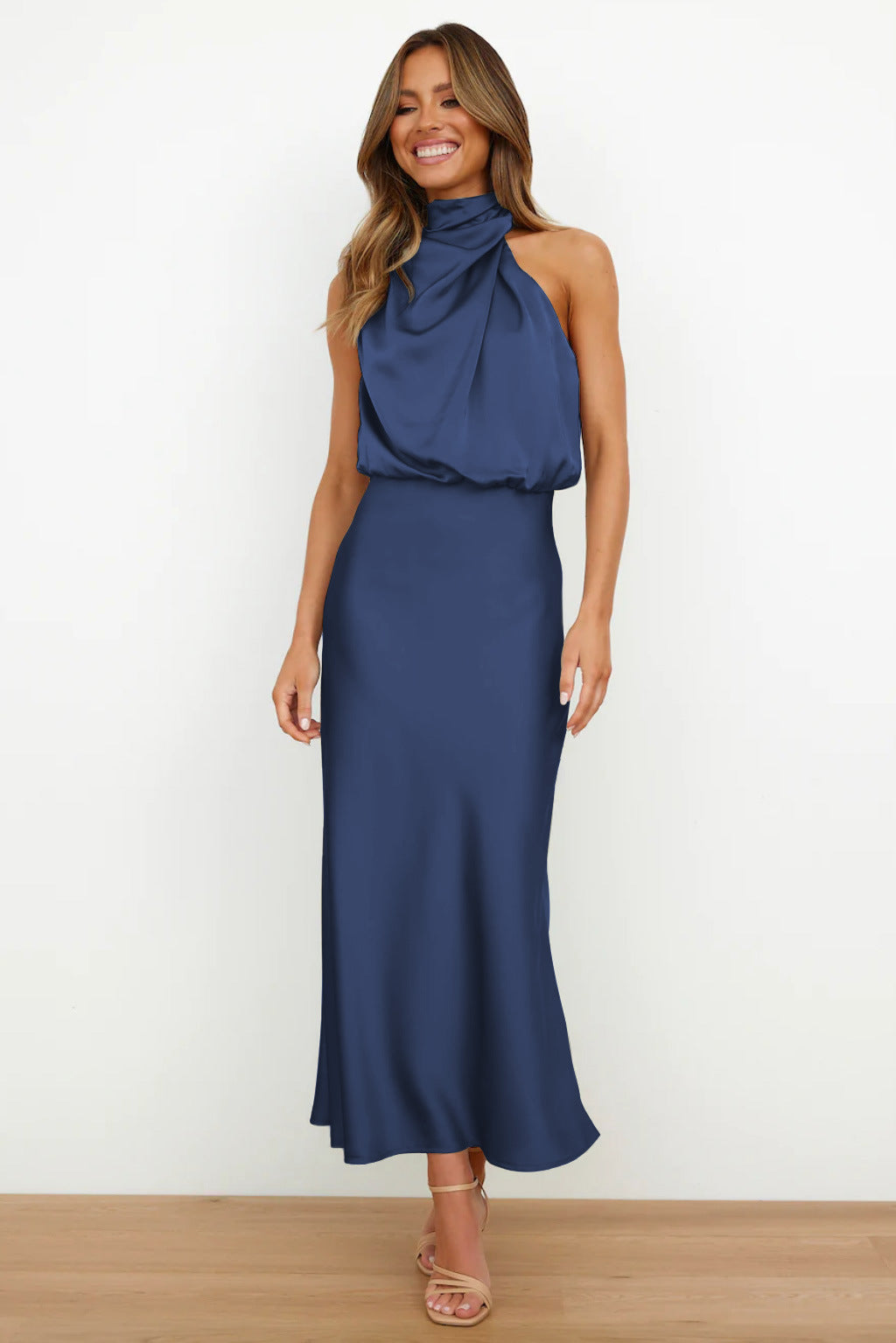 Elise | Elegant Satin Halter Dress – Graceful & Chic