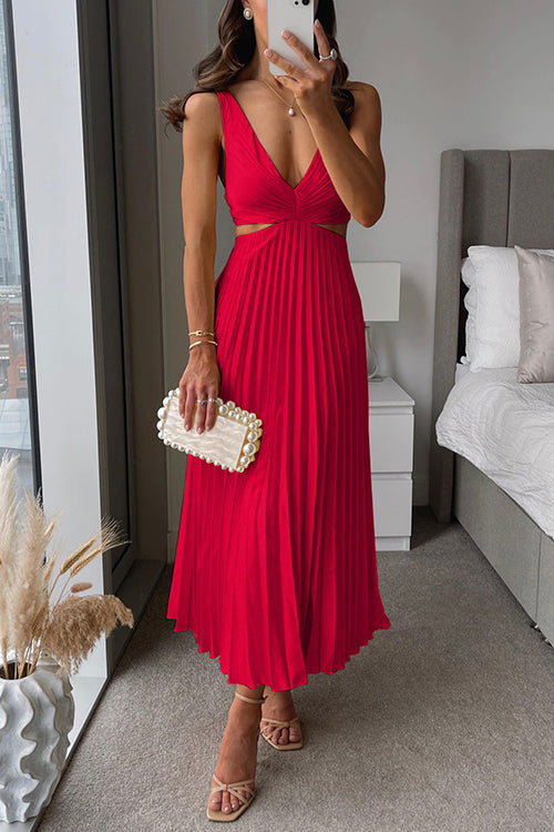 EVA™ | Elegant Cut-Out Waist Sleeveless Pleated Maxi Dress