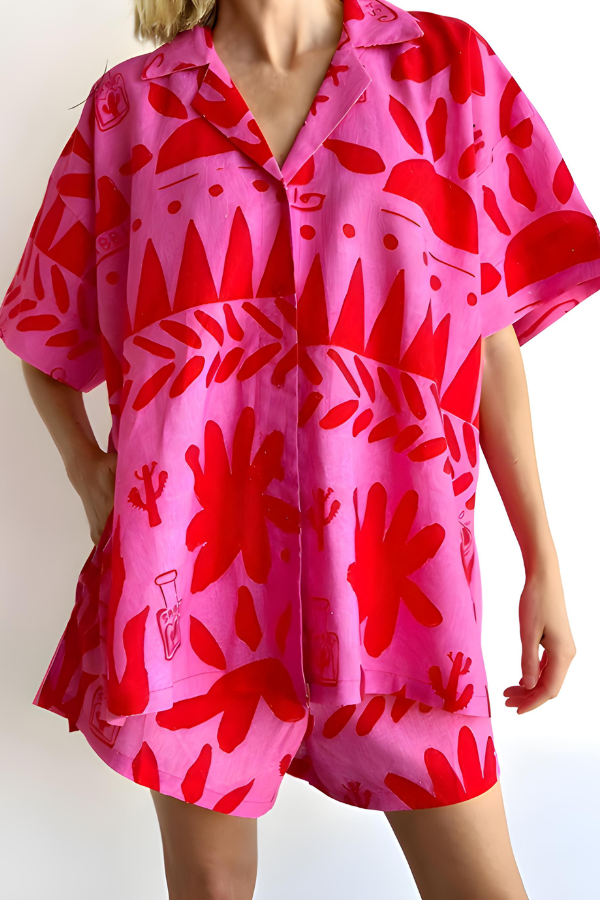 Alicia - Vintage Graffiti 2 Pieces Shirt and Shorts Set