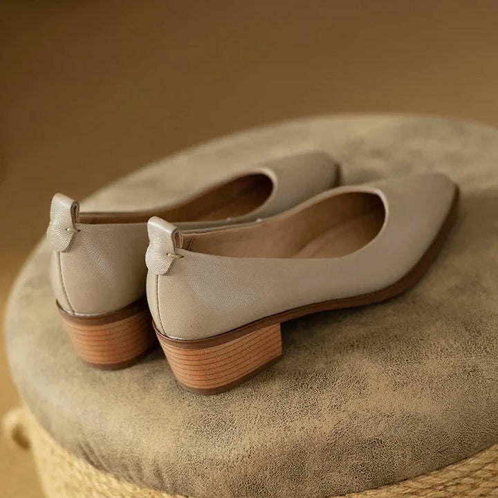 Eva | Helen Classic Pumps