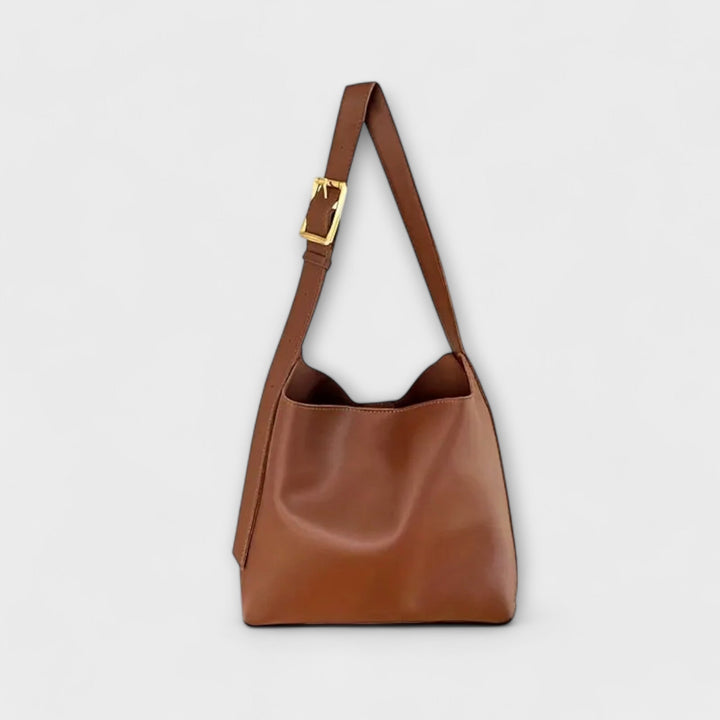 Elegant Shoulder Bag in Leather
