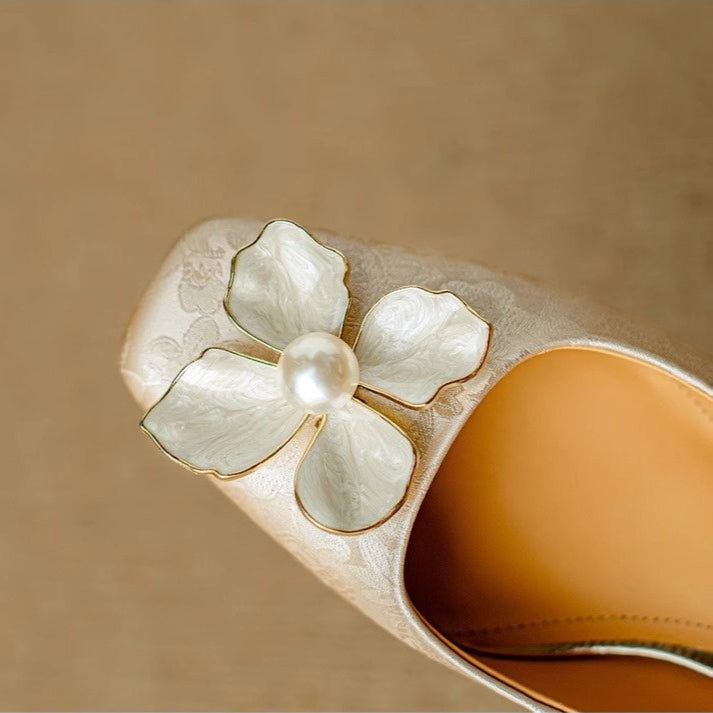 Victoria | Eloise Elegant Pumps