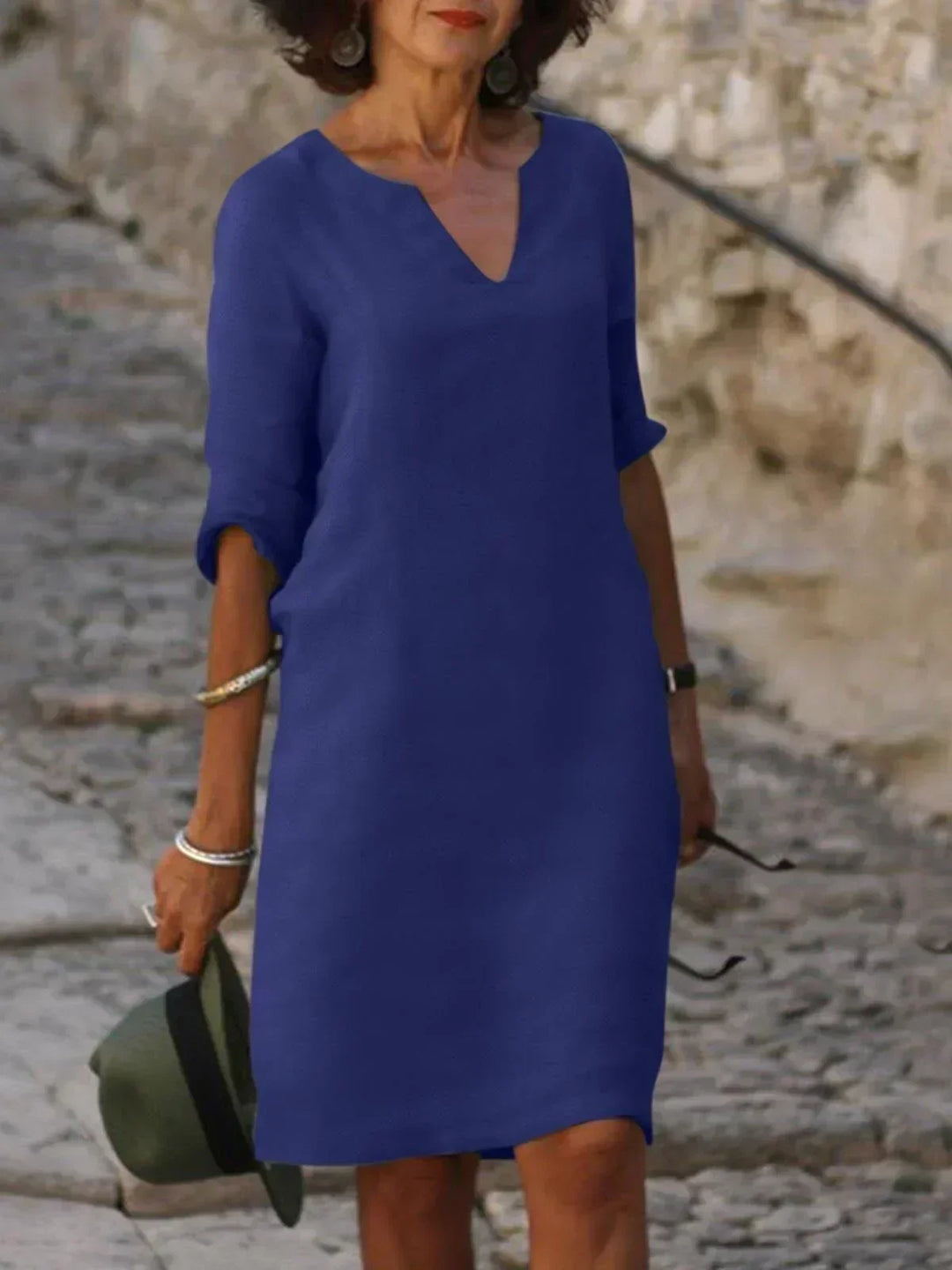 Josette | Elegant dress with V-neckline