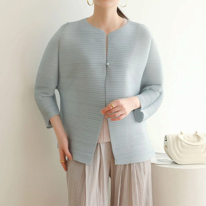 ERMELINDE I ELEGANT PLEATED BLAZER